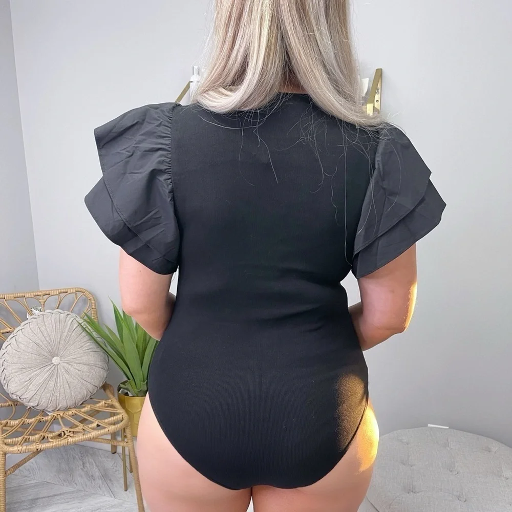 Black Ruffle Sleeve Bodysuit (Available sizes S,M) - Picture 2 of 4